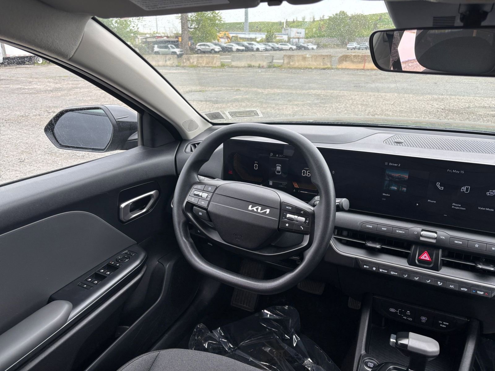 Used 2025 Kia K4 FWD image 32