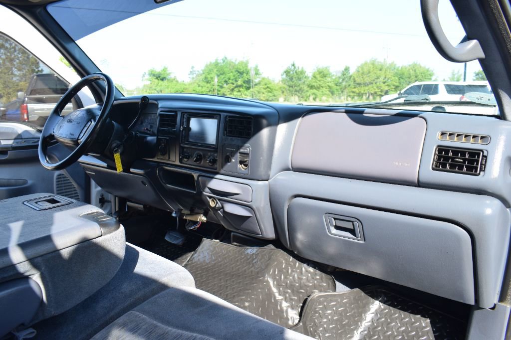 Used 2000 Ford F350 XLT image 13