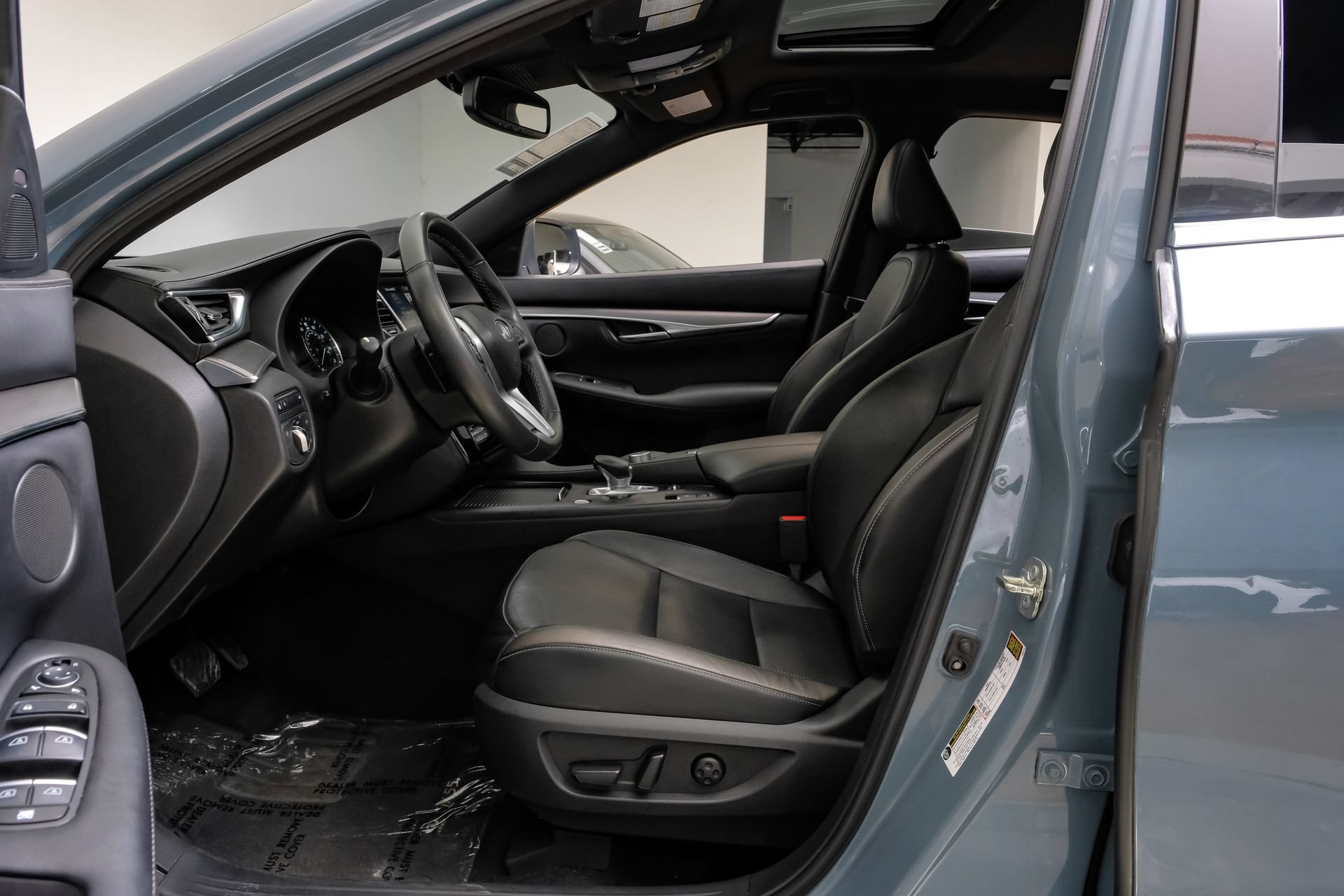 Used 2023 INFINITI QX55 Luxe w/ Cargo Package AWD/4WD image 4