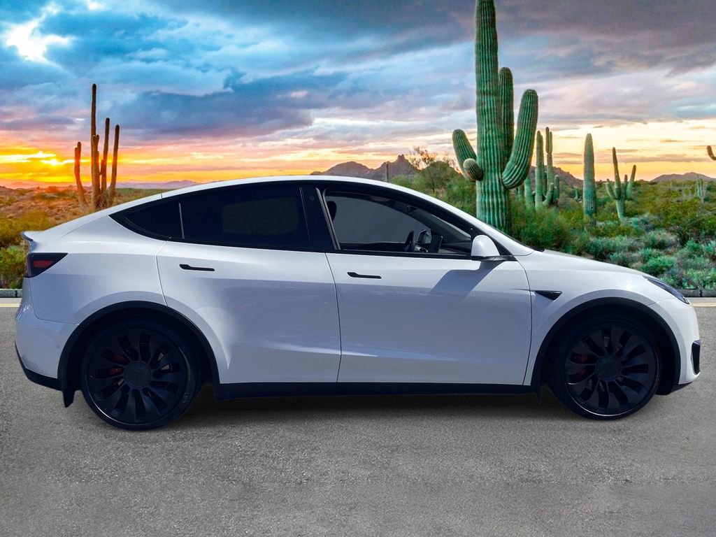 Used 2021 Tesla Model Y Performance AWD/4WD image 2