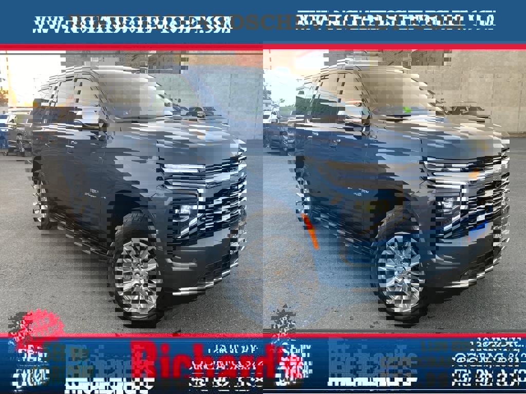 Used 2025 Chevrolet Suburban Premier image 1