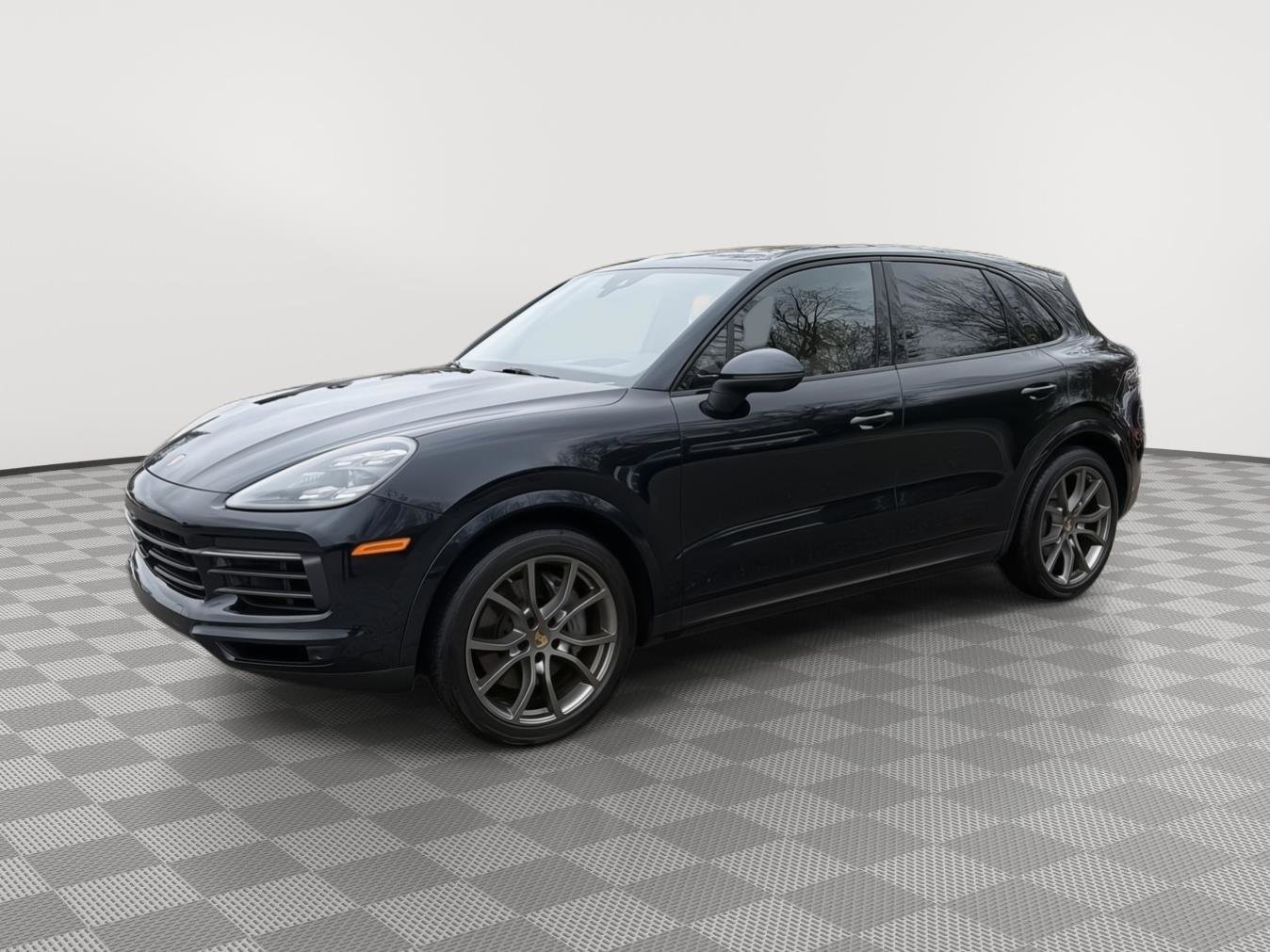 Used 2023 Porsche Cayenne S Platinum AWD/4WD image 10