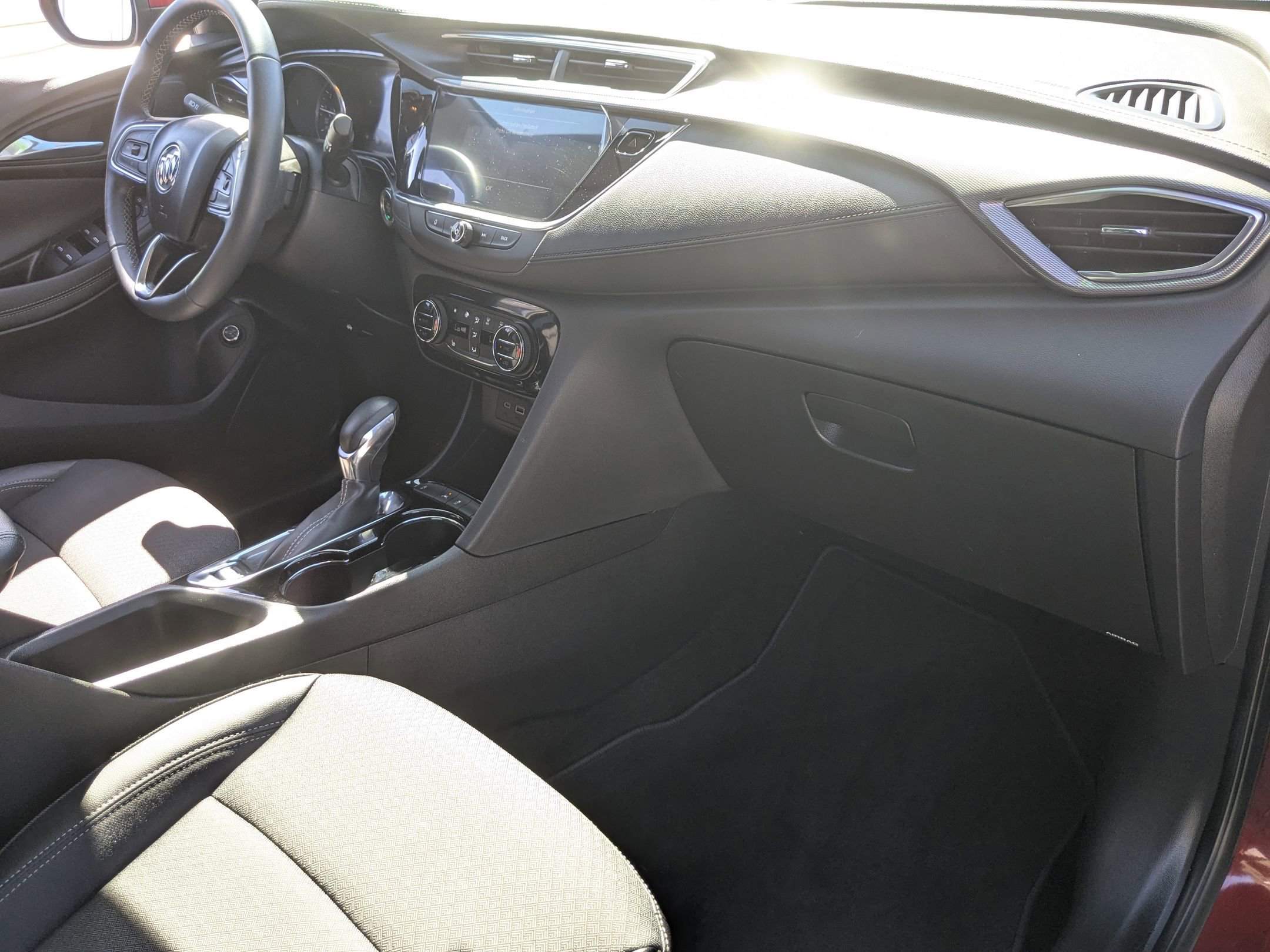 Used 2022 Buick Encore GX Select image 29