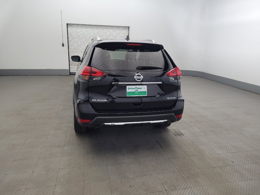 Used 2017 Nissan Rogue SV AWD/4WD image 6