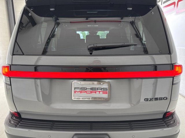 Used 2025 Lexus GX 550 w/ Cold Area Package image 8