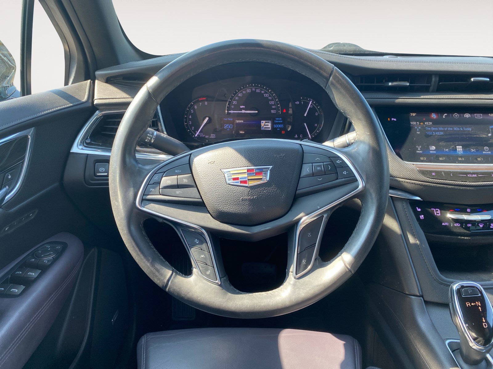 Used 2017 Cadillac XT5 Luxury w/ Driver Awareness Package AWD/4WD image 9