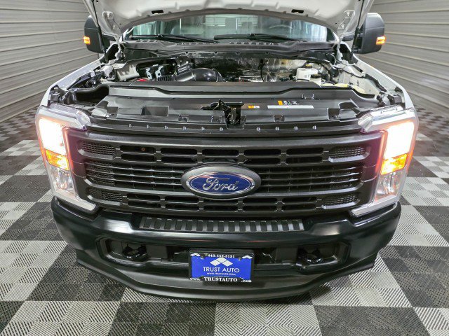 Used 2023 Ford F350 XL AWD/4WD image 36