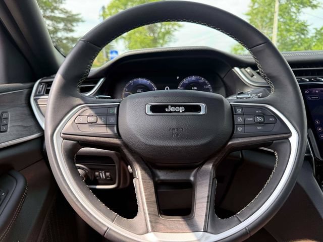 Used 2024 Jeep Grand Cherokee L Limited w/ Luxury Tech Group II AWD/4WD image 23