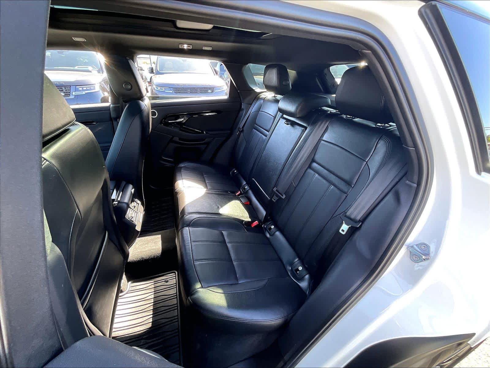 Used 2026 Land Rover Range Rover Evoque S AWD/4WD image 29
