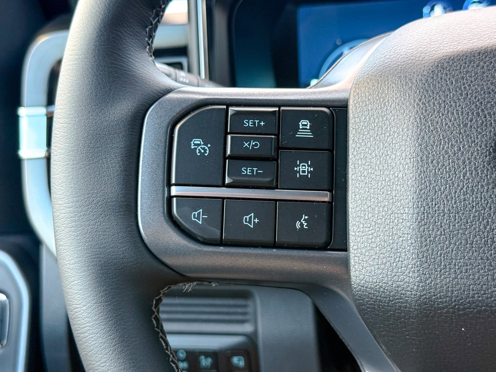 New 2026 Ford F350 Lariat w/ Black Appearance Package image 61