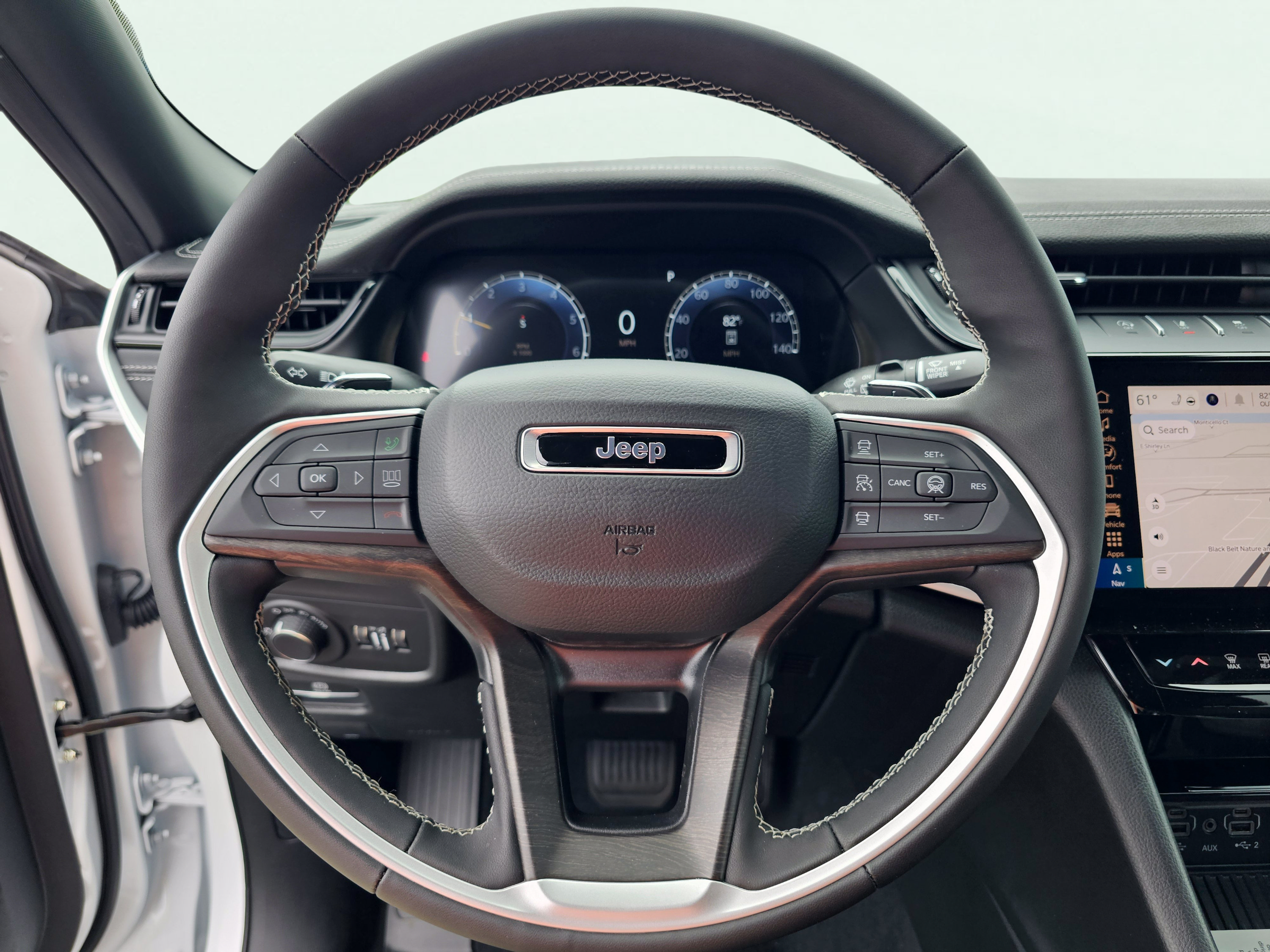 New 2026 Jeep Grand Cherokee L 2WD image 20