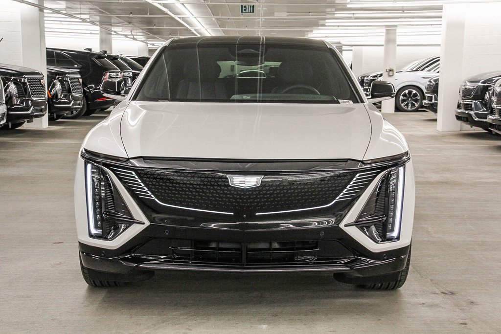 Used 2025 Cadillac Lyriq Sport video 2