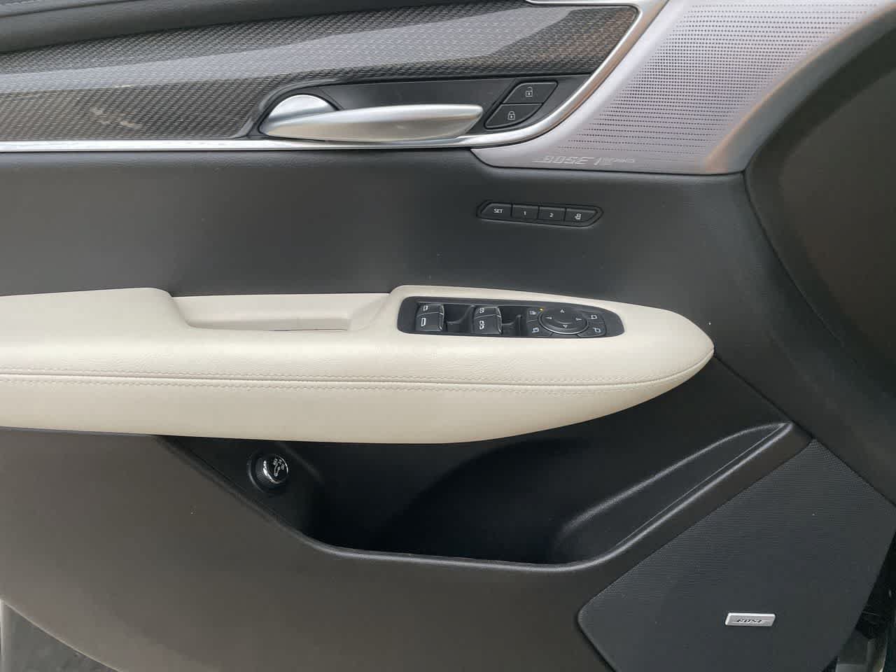 Certified 2024 Cadillac XT5 Sportv AWD/4WD image 33