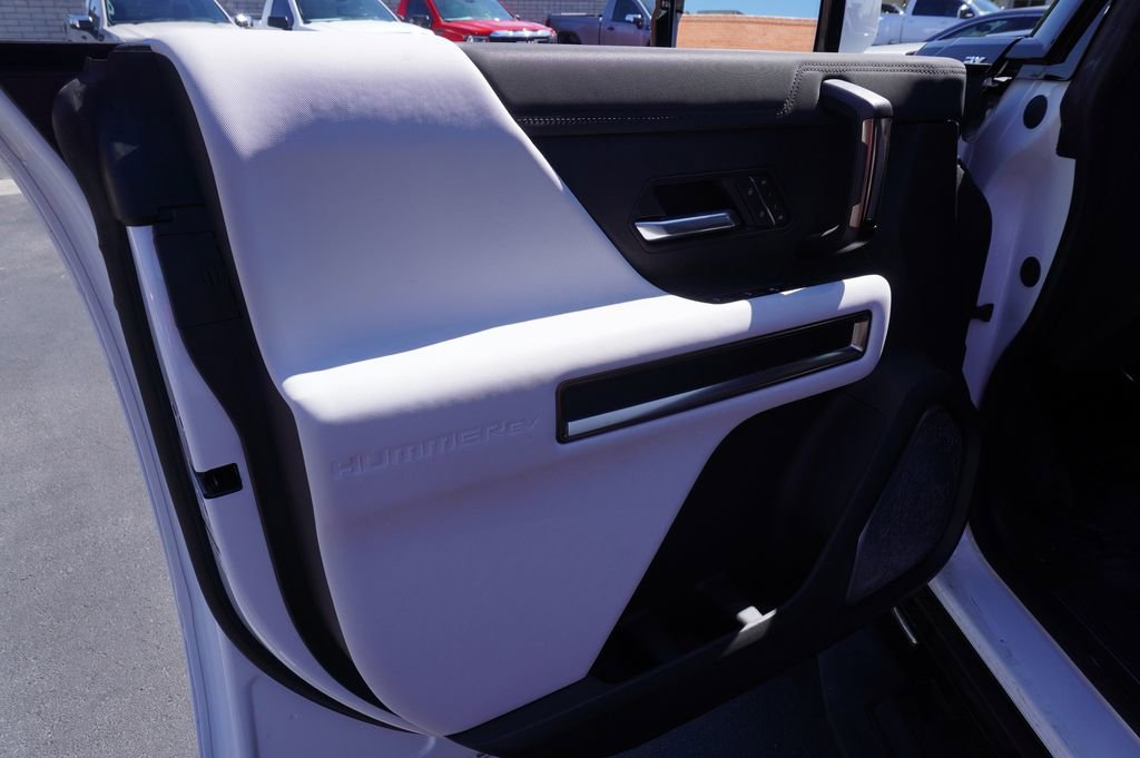 New 2025 GMC Hummer EV 2X image 14