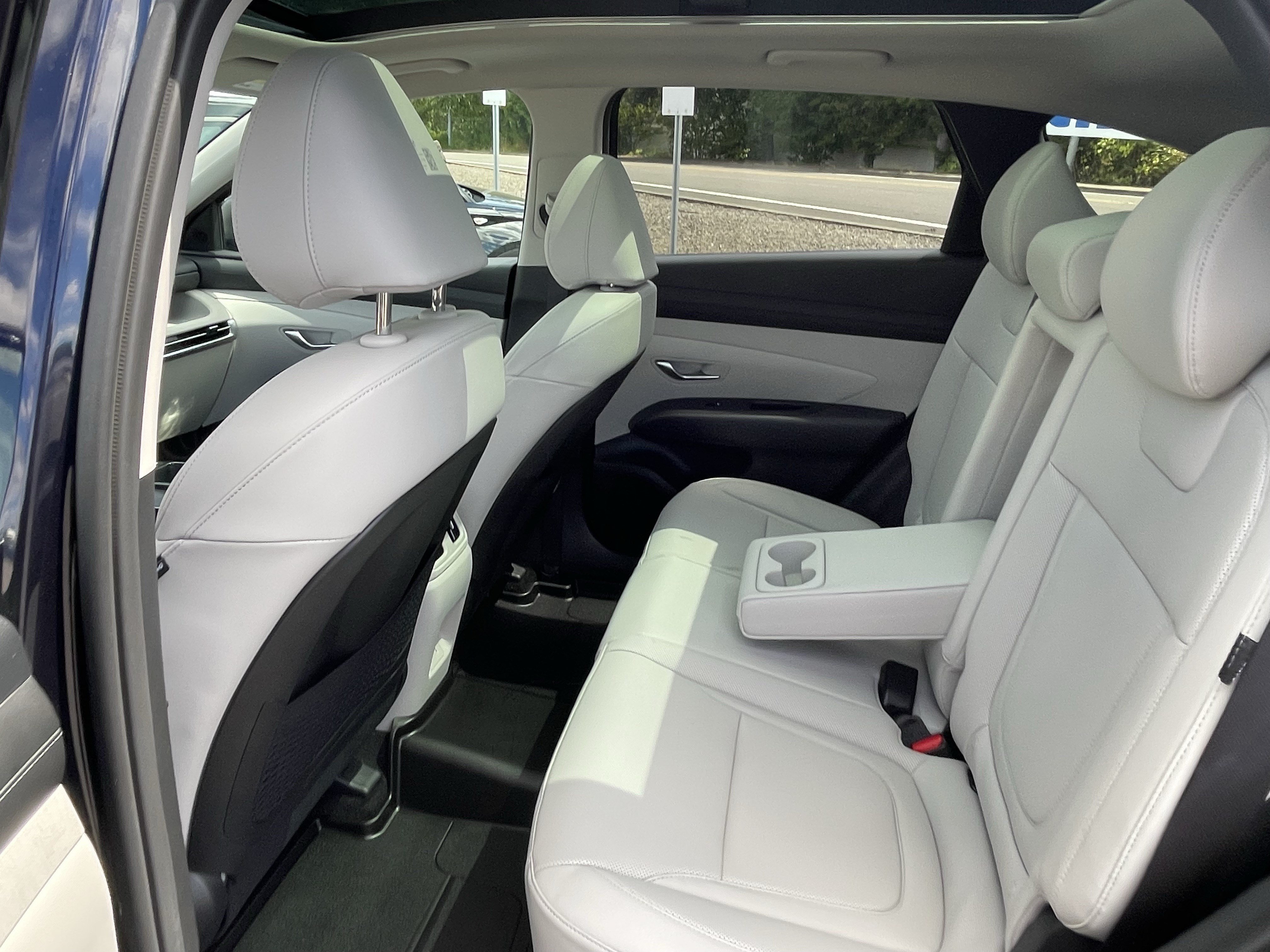 Certified 2025 Hyundai Tucson SEL AWD/4WD image 15