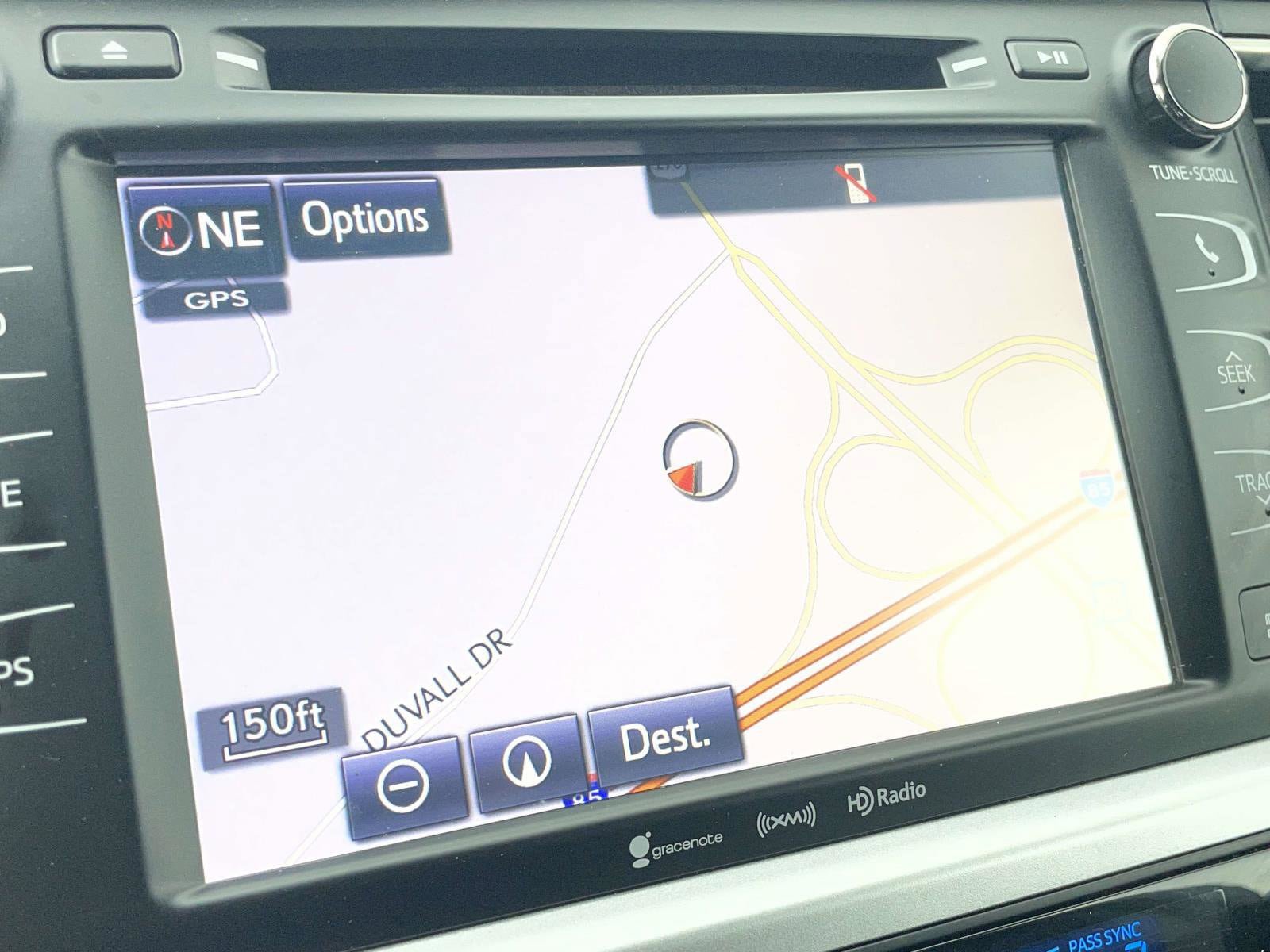Used 2019 Toyota Highlander SE AWD/4WD image 28