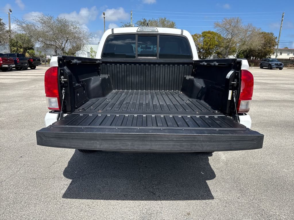 Used 2017 Toyota Tacoma SR RWD image 25