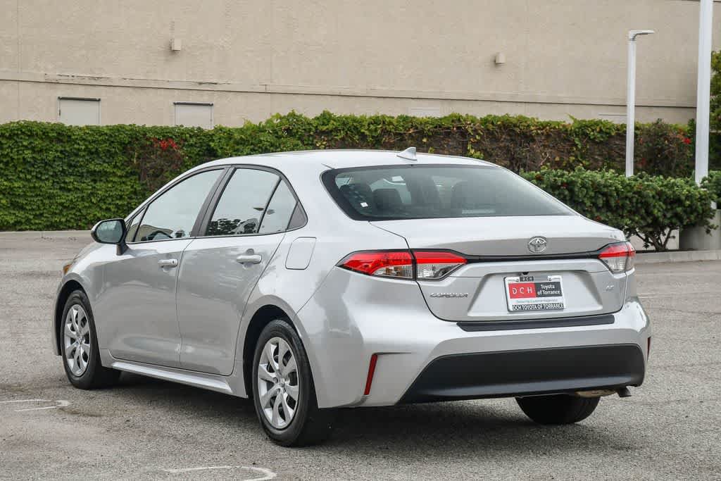 Used 2025 Toyota Corolla LE FWD image 7