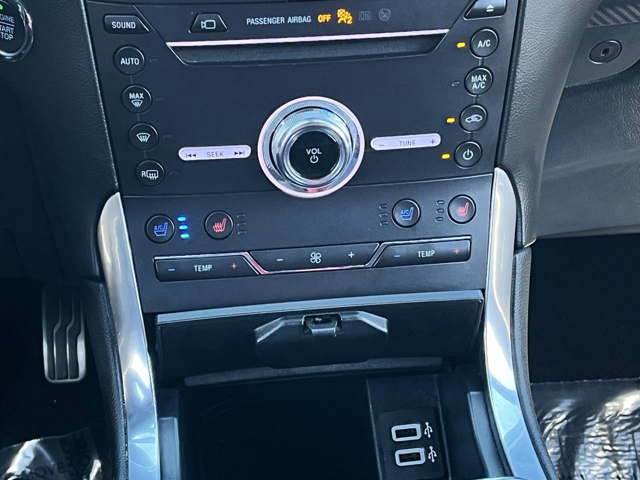 Used 2019 Ford Edge ST w/ Equipment Group 401A image 18