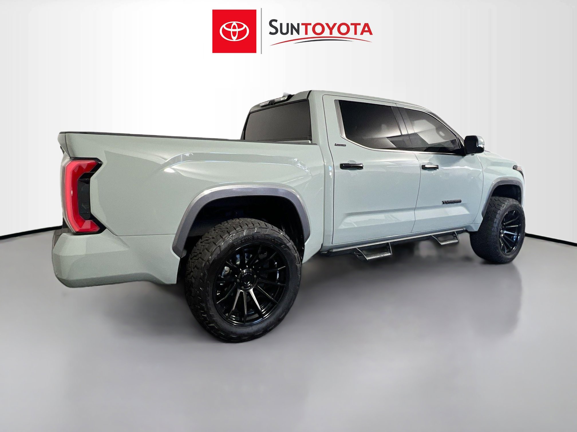 Used 2024 Toyota Tundra Limited image 4