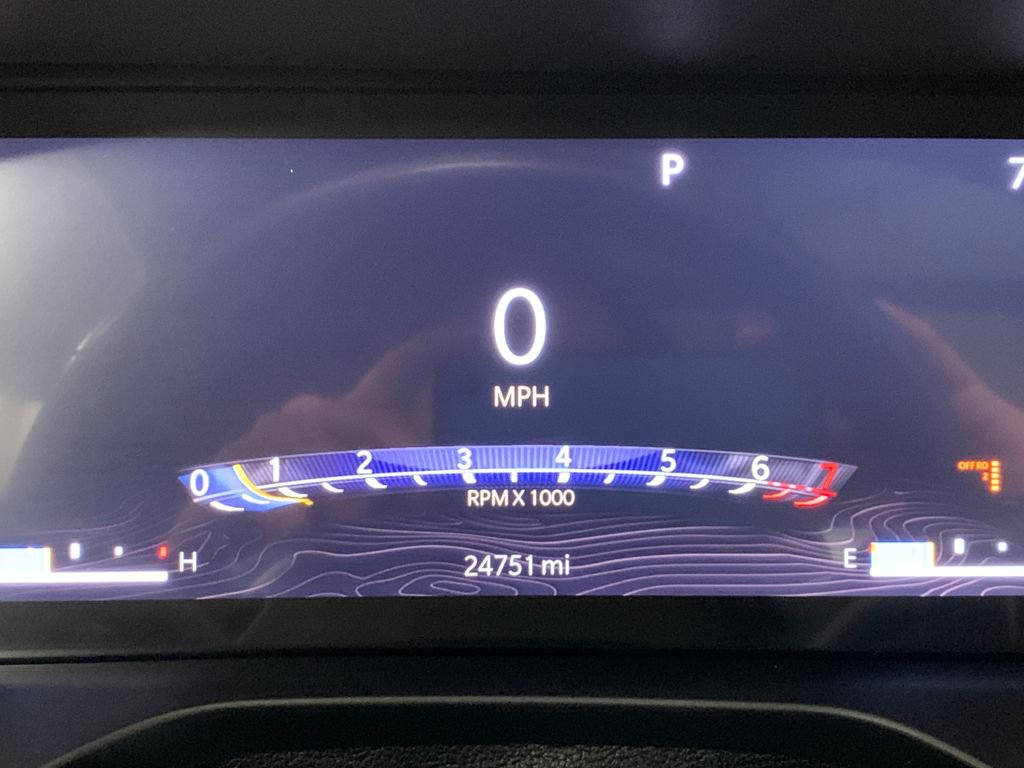 Used 2023 Jeep Grand Cherokee L Summit w/ Luxury Tech Group V image 35