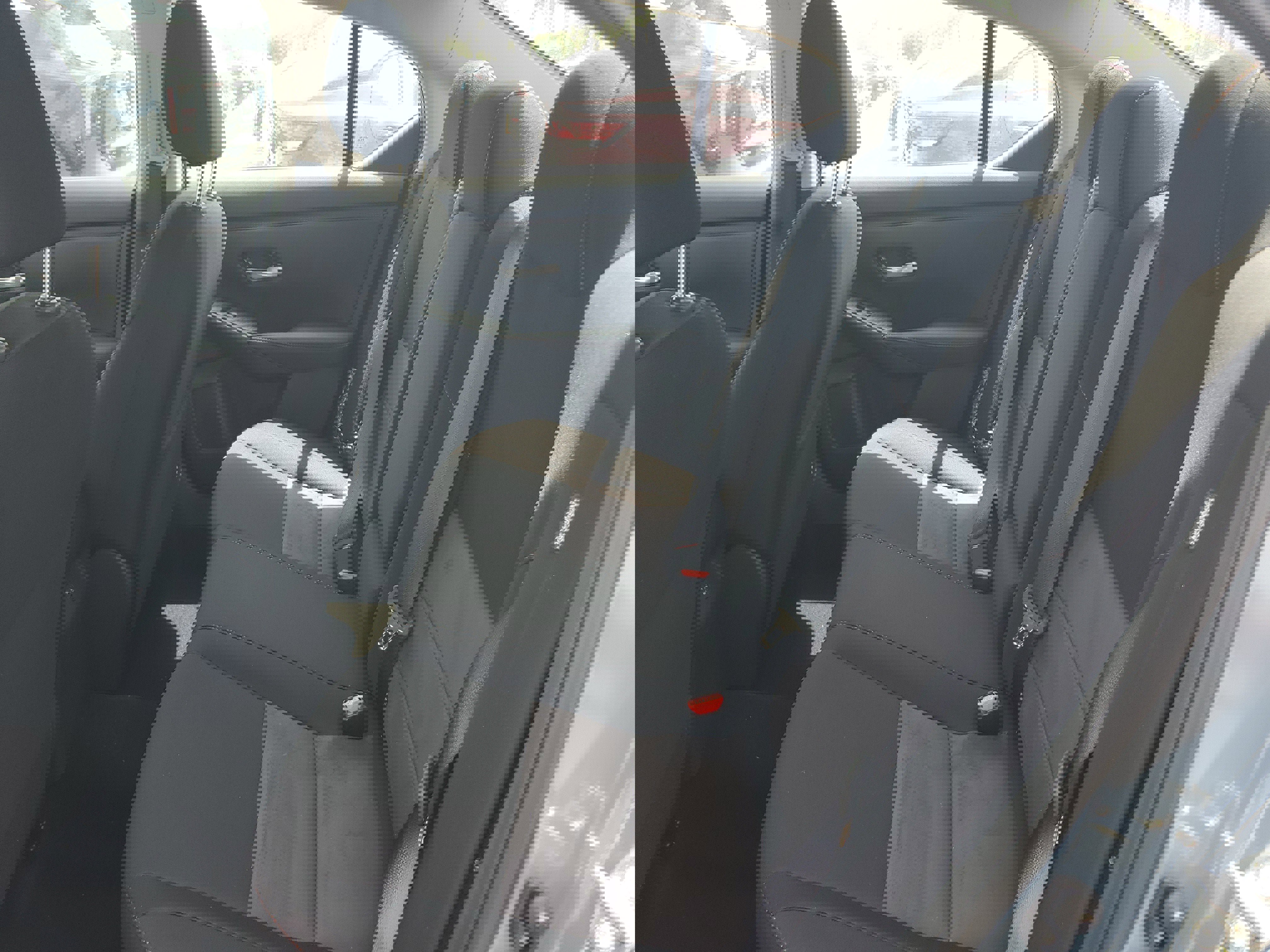 New 2025 Nissan Sentra SR w/ Midnight Edition image 17