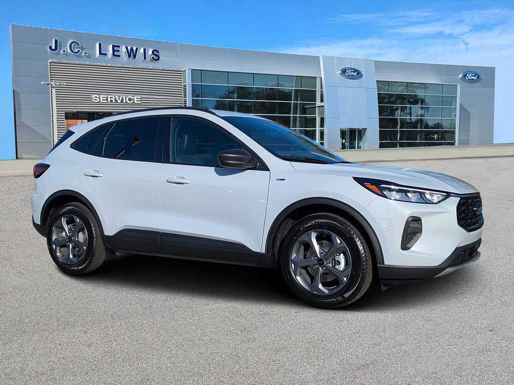 New 2026 Ford Escape ST-Line w/ Tech Pack #1 FWD image 1