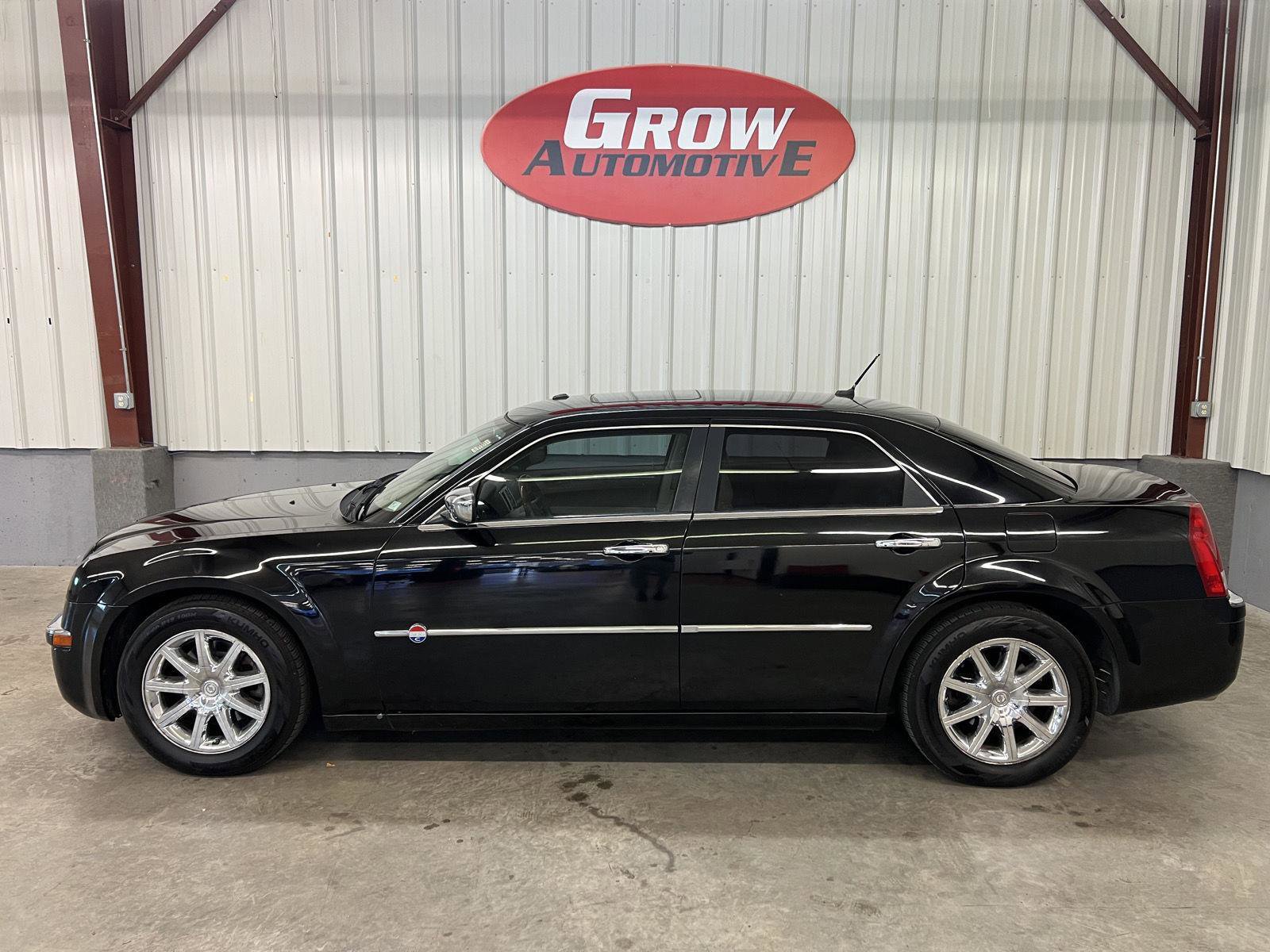 Used 2008 Chrysler 300 C image 15