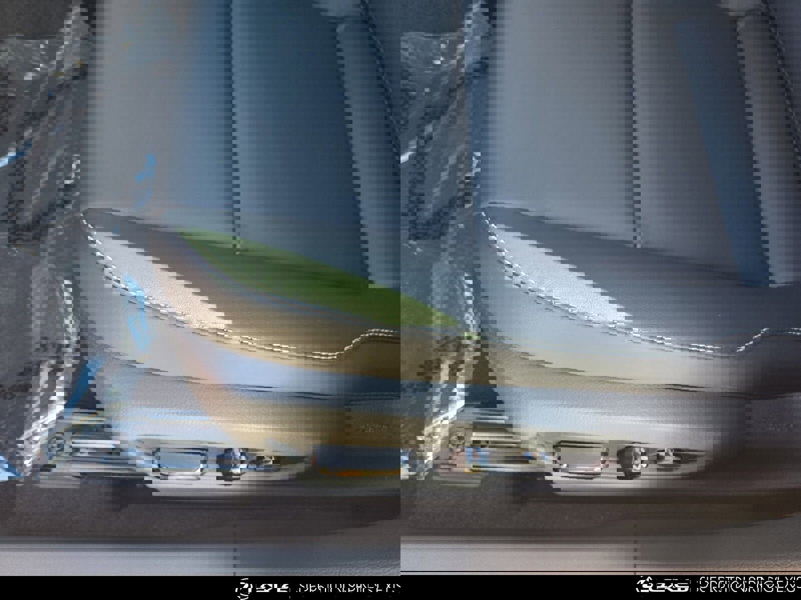 New 2026 Lexus UX 300h FWD image 14