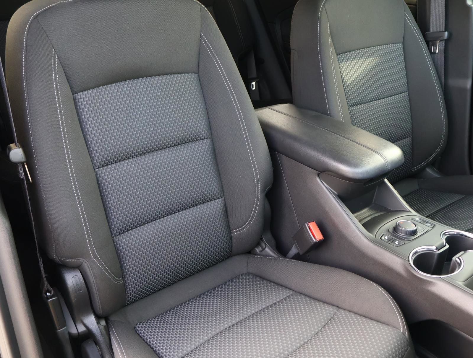 Used 2022 GMC Terrain SLE w/ Driver Convenience Package image 14