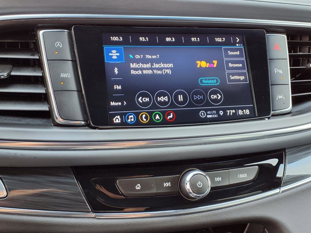 Used 2024 Buick Enclave Premium image 6