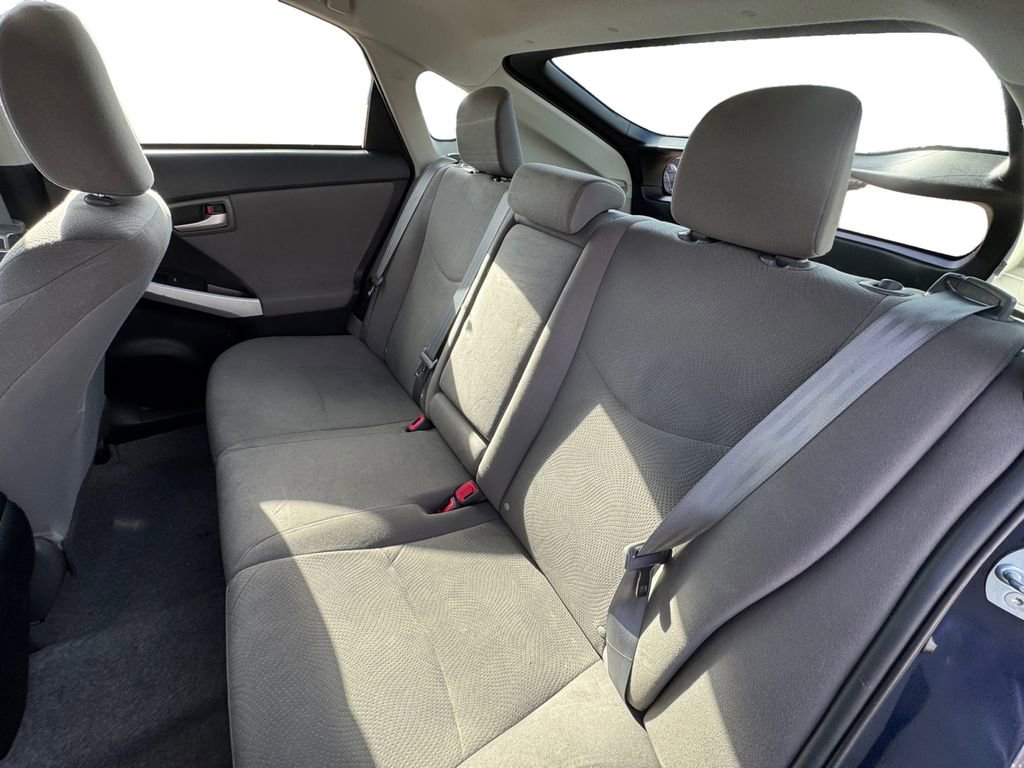 Used 2015 Toyota Prius Three image 16