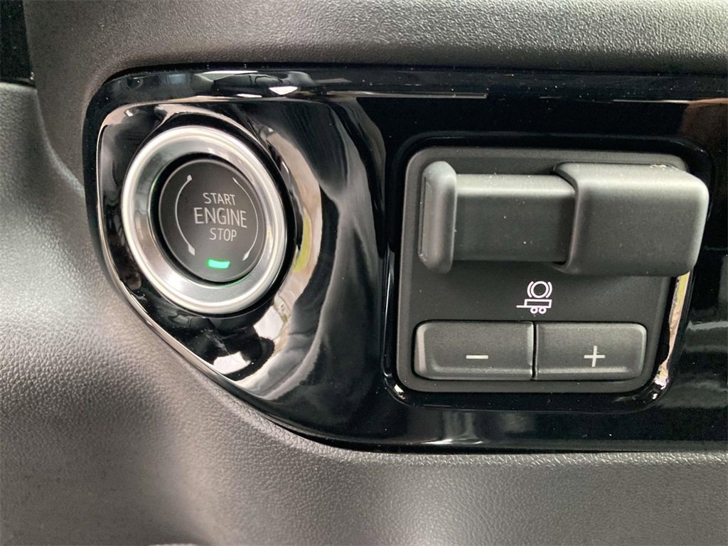 New 2026 GMC Sierra 2500 SLT w/ SLT Convenience Package image 23