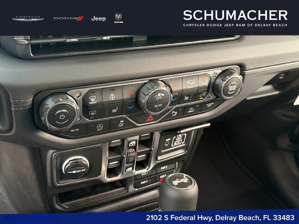New 2027 Jeep Wrangler Unlimited Sahara AWD/4WD image 17