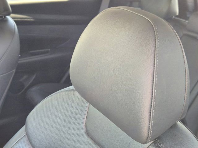 Certified 2025 Hyundai Tucson SEL image 14