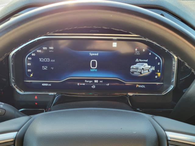 Used 2025 Chevrolet Silverado 1500 LT AWD/4WD image 13