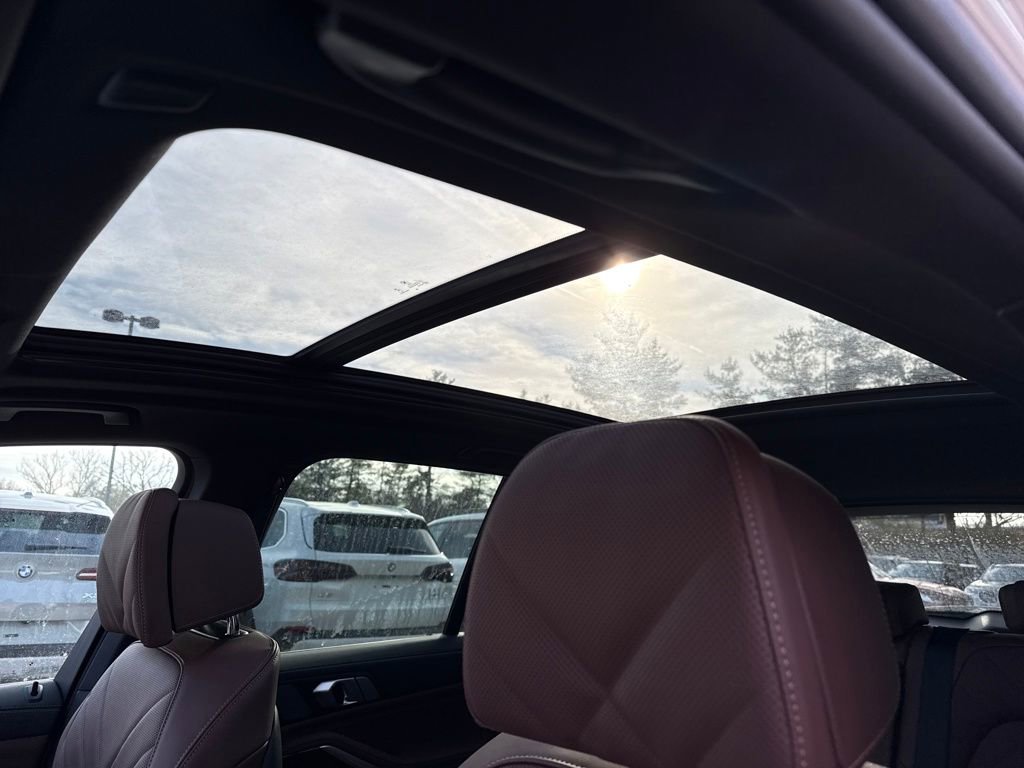 New 2026 BMW X5 xDrive50e w/ Climate Comfort Package image 20