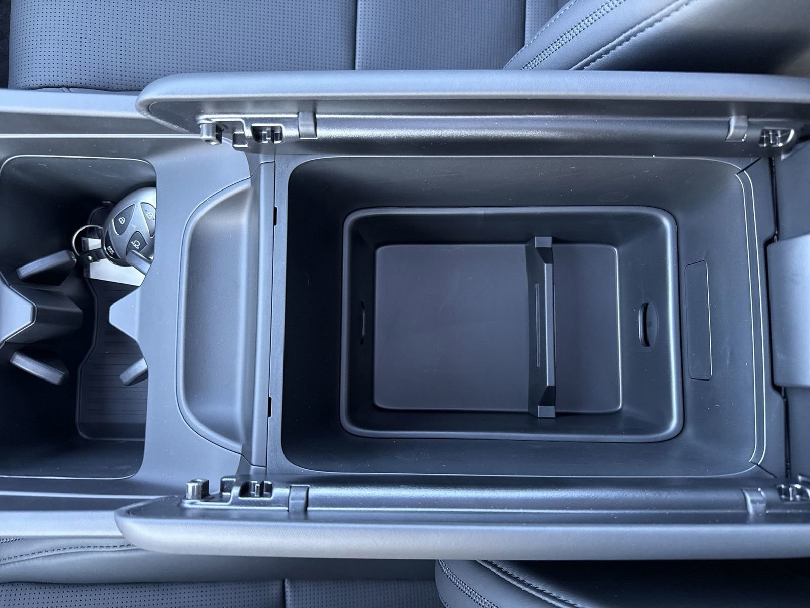 New 2026 Hyundai Santa Fe Calligraphy image 23