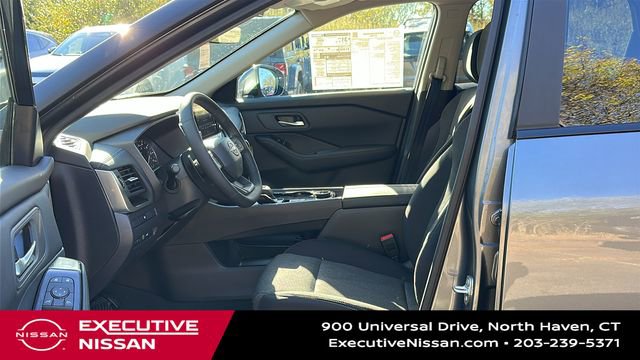 New 2026 Nissan Rogue SV image 10