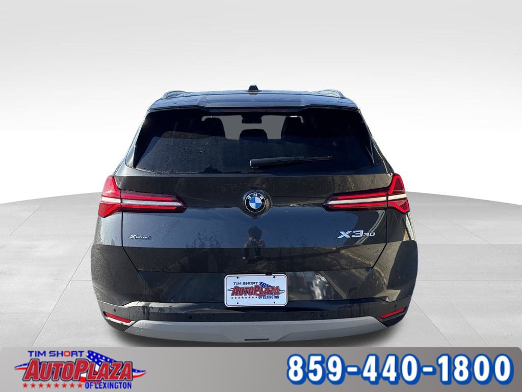 Used 2025 BMW X3 xDrive30i w/ Premium Package AWD/4WD image 4