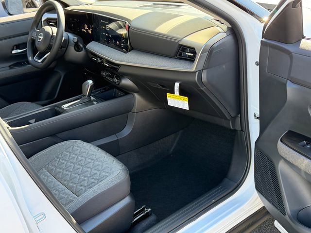 New 2026 Nissan Kicks SV w/ SV Premium Package FWD image 26