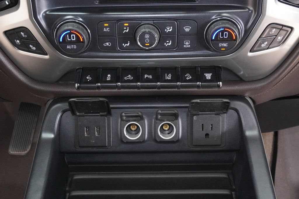 Used 2017 Chevrolet Silverado 2500 LTZ w/ Duramax Plus Package AWD/4WD image 17