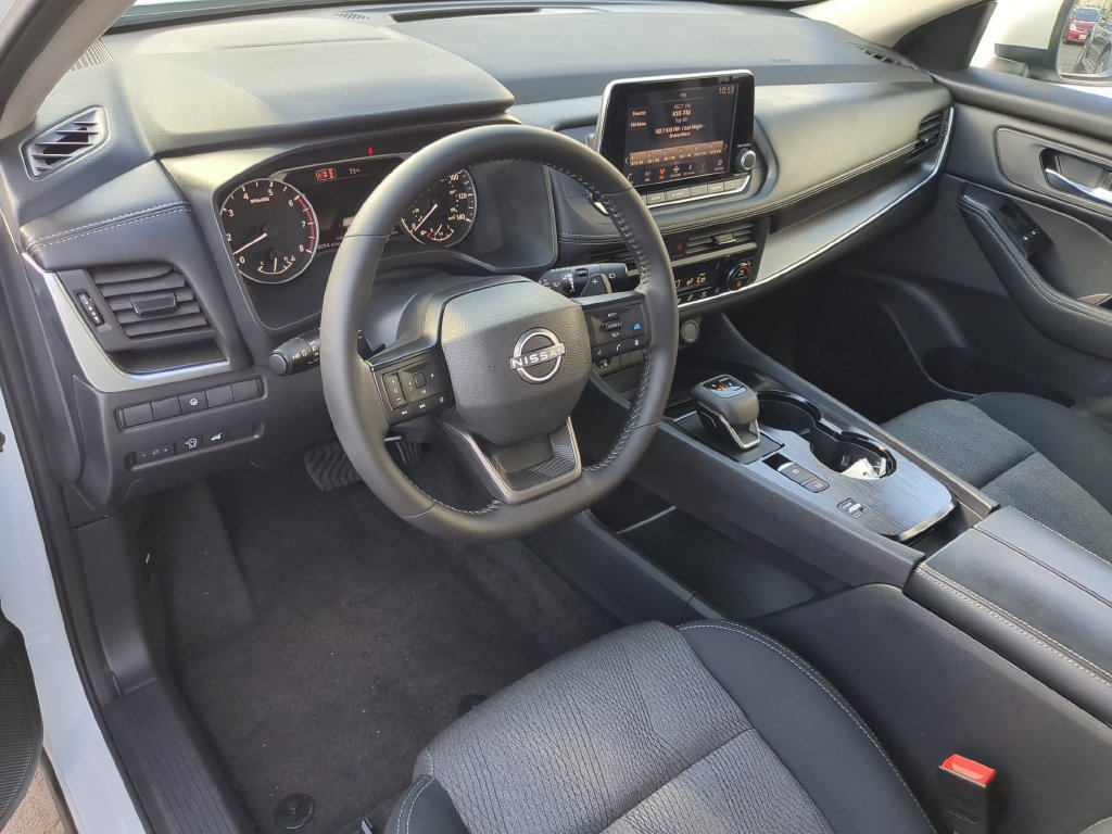 Certified 2026 Nissan Rogue SV w/ Cold Weather Package FWD image 14