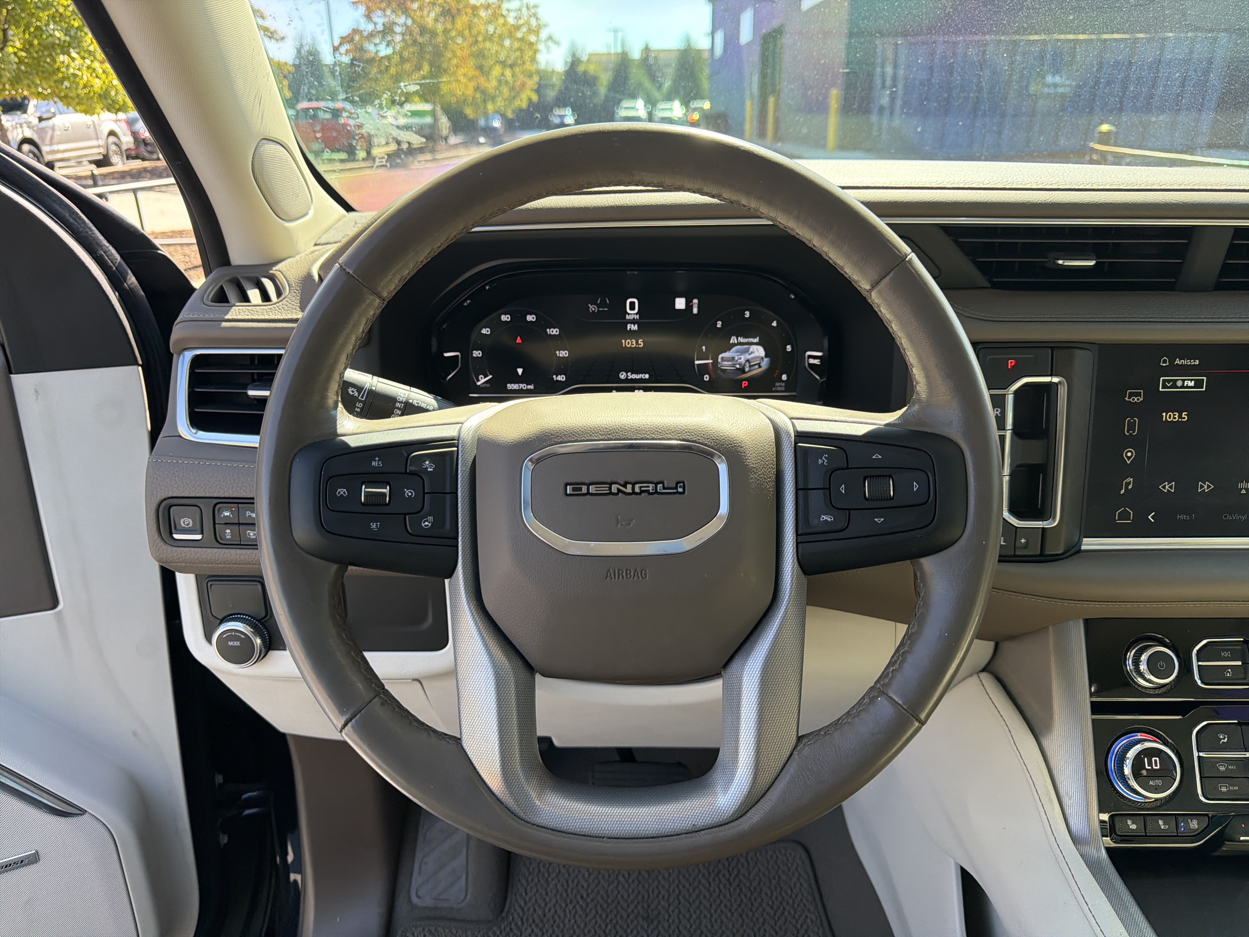 Used 2022 GMC Yukon Denali RWD image 19