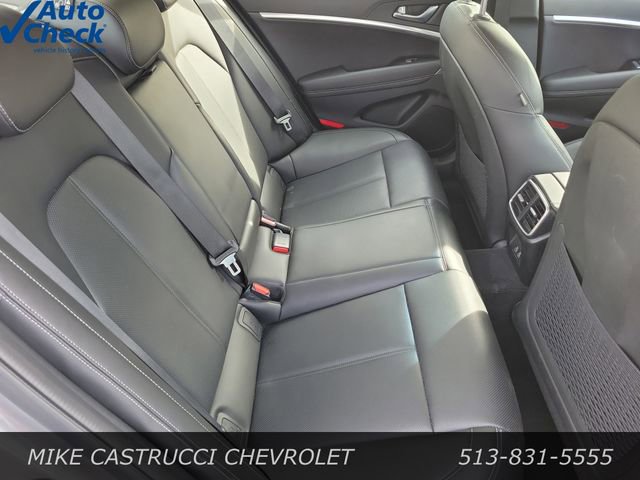 Used 2025 Genesis G70 2.5T AWD/4WD image 28