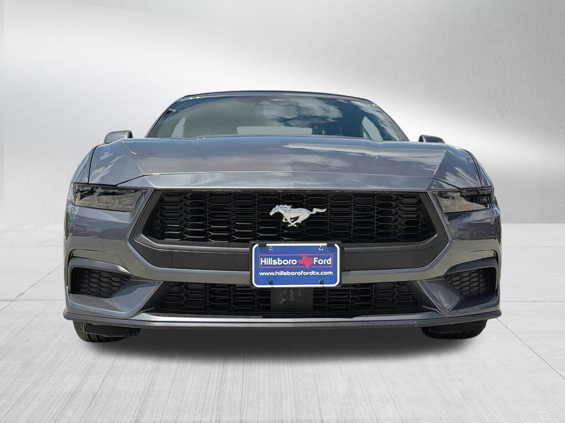 Used 2026 Ford Mustang Premium RWD image 2