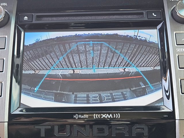 Used 2015 Toyota Tundra SR5 w/ SR5 Upgrade Package AWD/4WD image 19