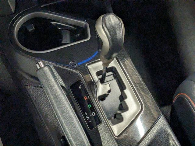 Used 2017 Toyota RAV4 SE image 18