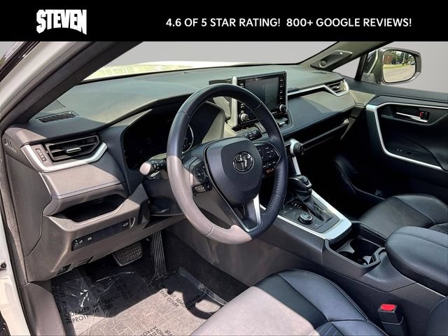 Used 2020 Toyota RAV4 XSE w/ Carpet Mat Package AWD/4WD image 18
