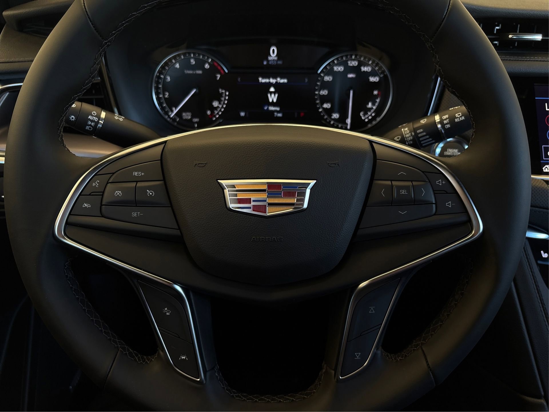 New 2026 Cadillac XT5 Luxury image 18